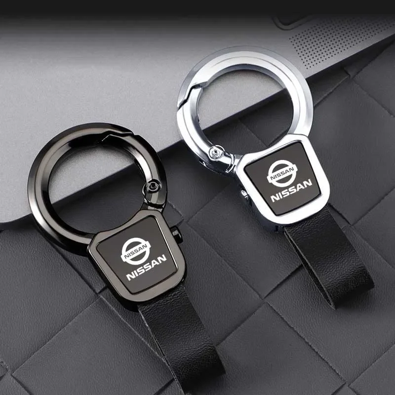 Portachiavi con logo auto di l - Xcm Chain recensione e prezzo